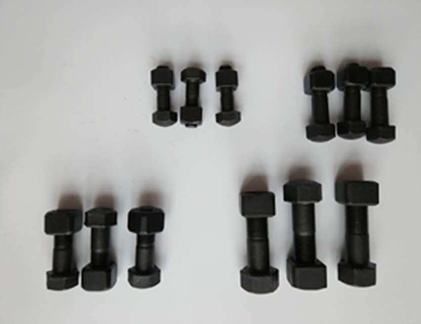 Sprocket And Segment Track Bolts And Nuts For Excavator Undercarriage Parts