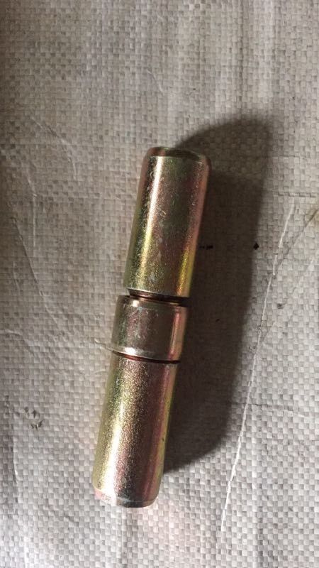 P60 Excavator Bucket Lock Pin With Mile Steel Zinc Plated Black Oxygen Surface